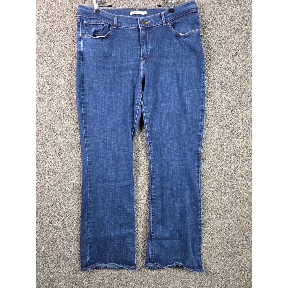 Levi's Classic Boot Jeans Women Size 32 Blue Medium Wash Denim Mid Rise